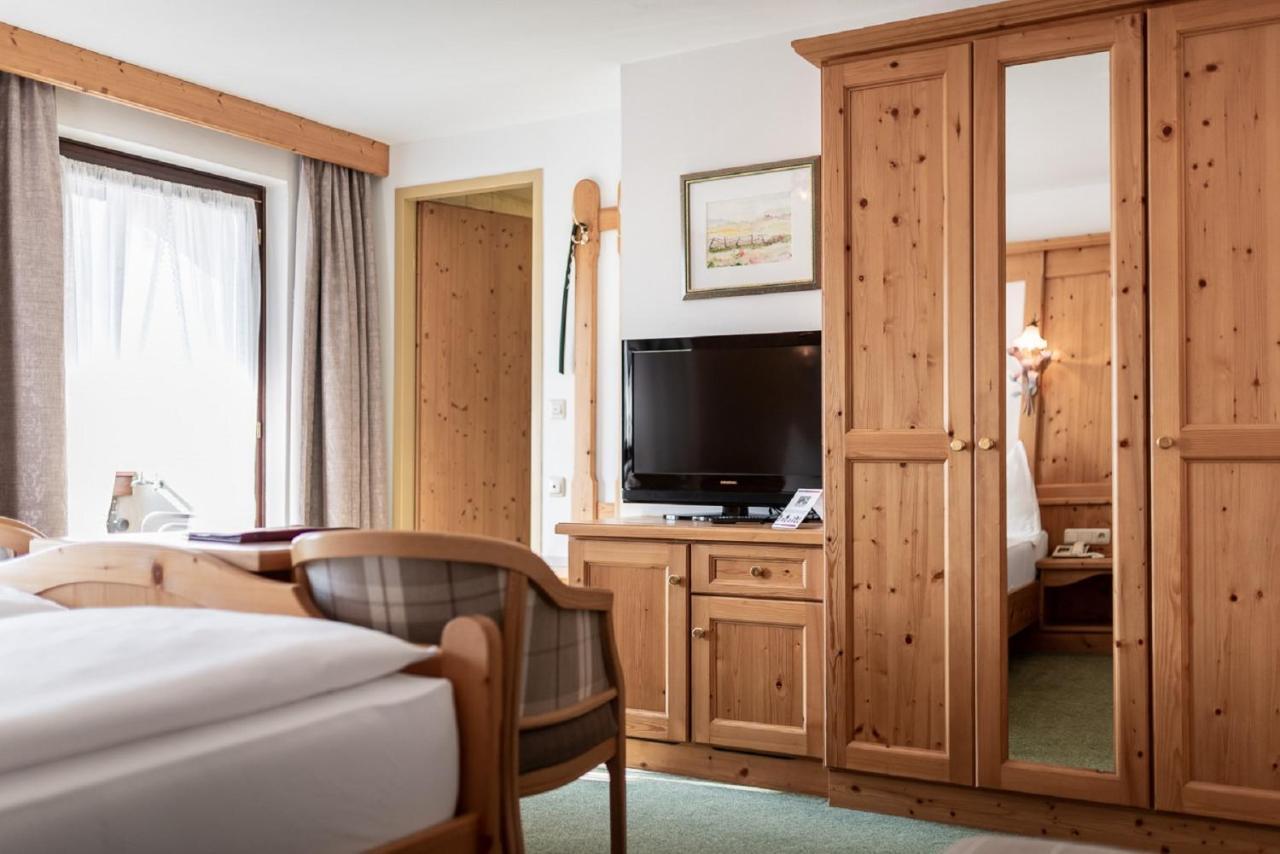 Hotel Alpenrose Pertisau Exterior photo
